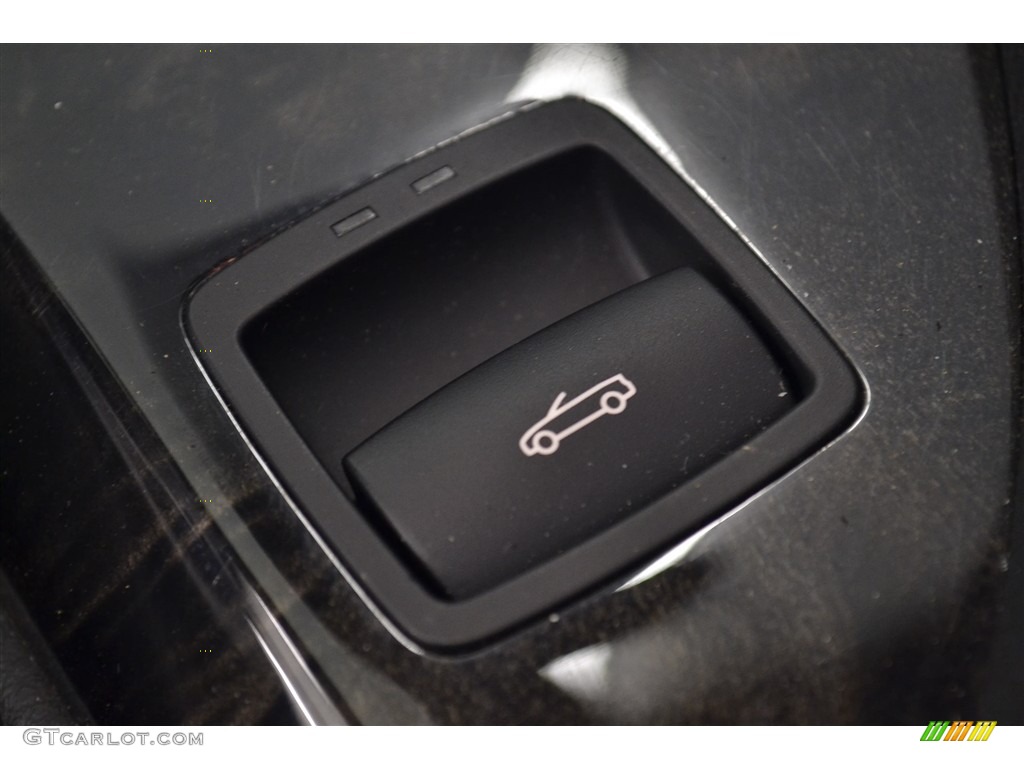 2013 BMW 6 Series 640i Convertible Controls Photo #115791672