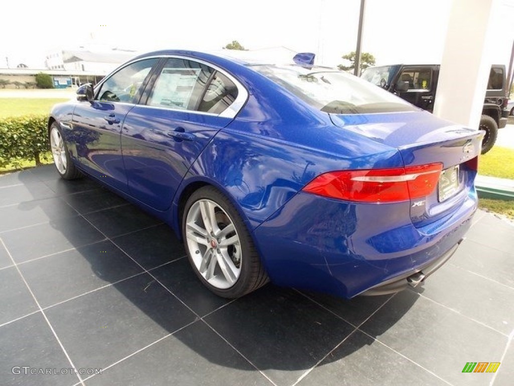 2017 XE 35t Prestige - Caesium Blue / Light Oyster photo #9