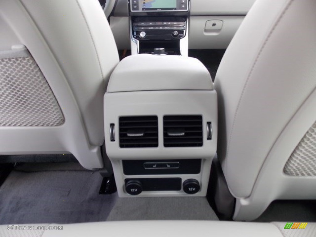 2017 XE 35t Prestige - Caesium Blue / Light Oyster photo #15
