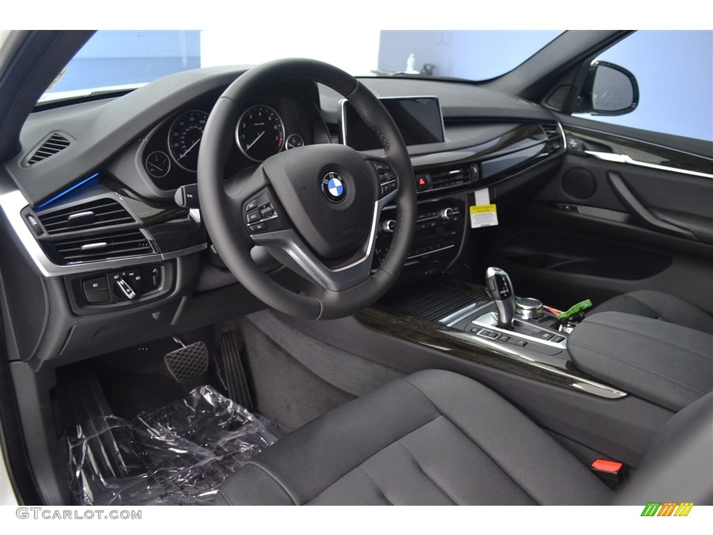 Black Interior 2017 BMW X5 xDrive35i Photo #115796097