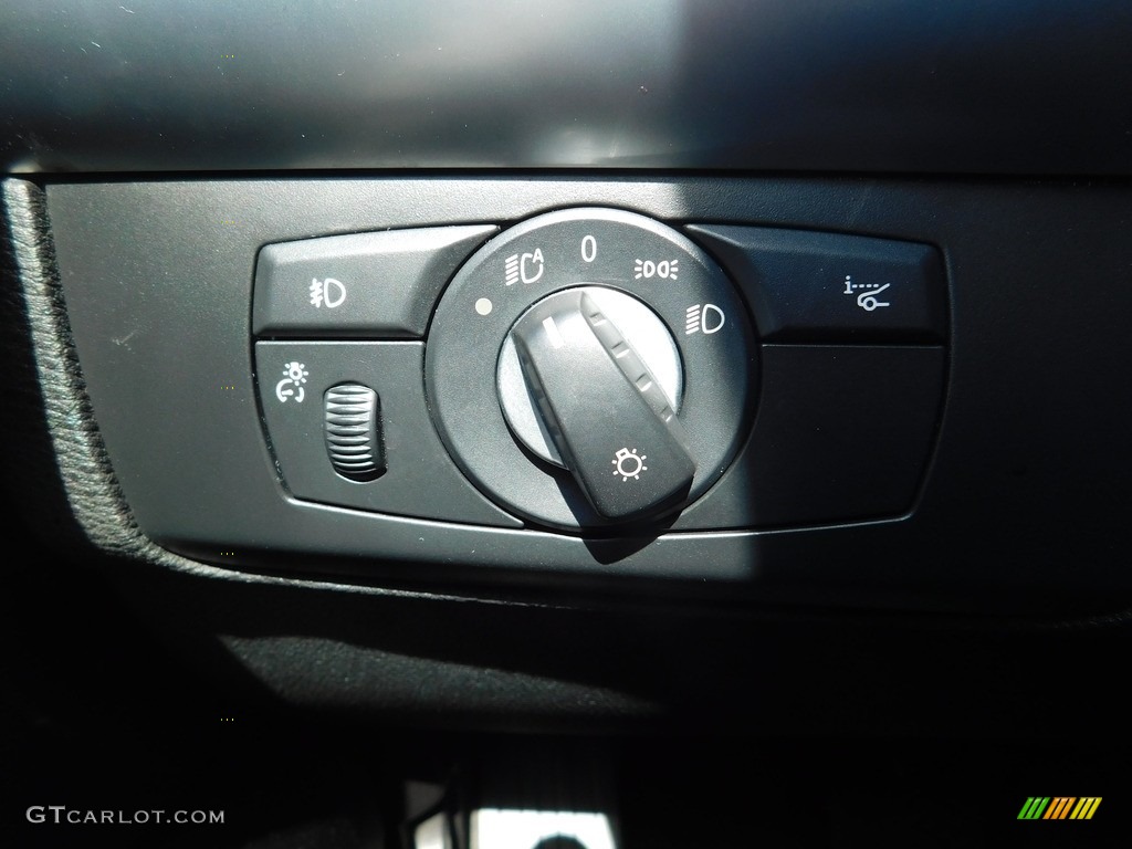 2012 X6 xDrive50i - Alpine White / Black photo #17