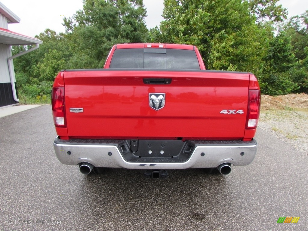 2011 Ram 1500 Laramie Crew Cab 4x4 - Flame Red / Light Pebble Beige/Bark Brown photo #4