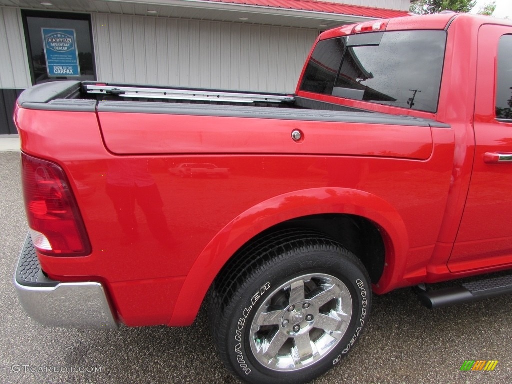 2011 Ram 1500 Laramie Crew Cab 4x4 - Flame Red / Light Pebble Beige/Bark Brown photo #22