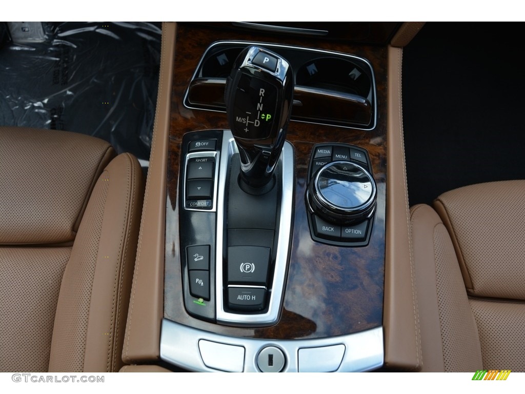 2014 BMW 7 Series 750i xDrive Sedan 8 Speed Automatic Transmission Photo #115801059