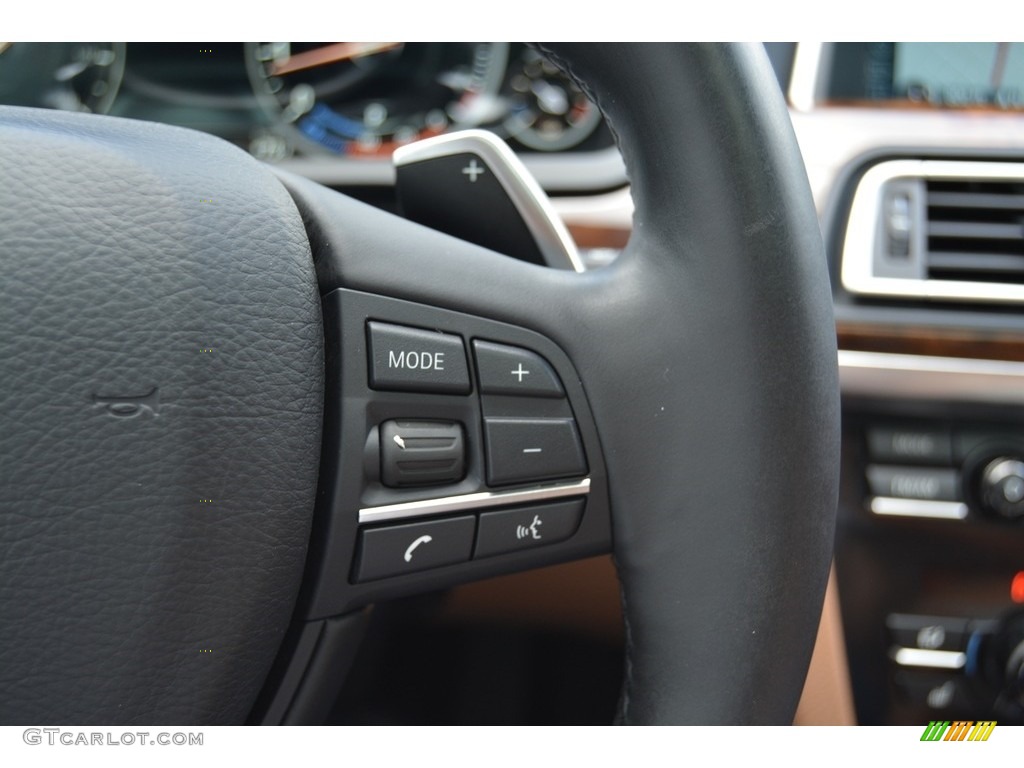 2014 BMW 7 Series 750i xDrive Sedan Steering Wheel Photos