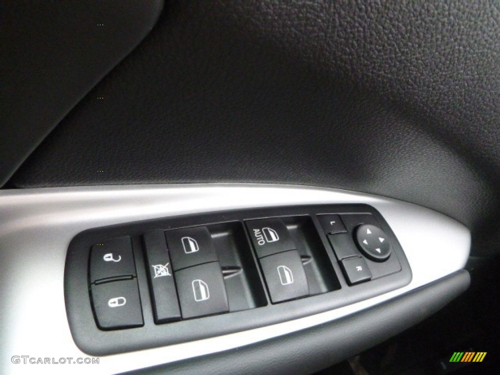 2017 Dodge Journey SE AWD Controls Photos