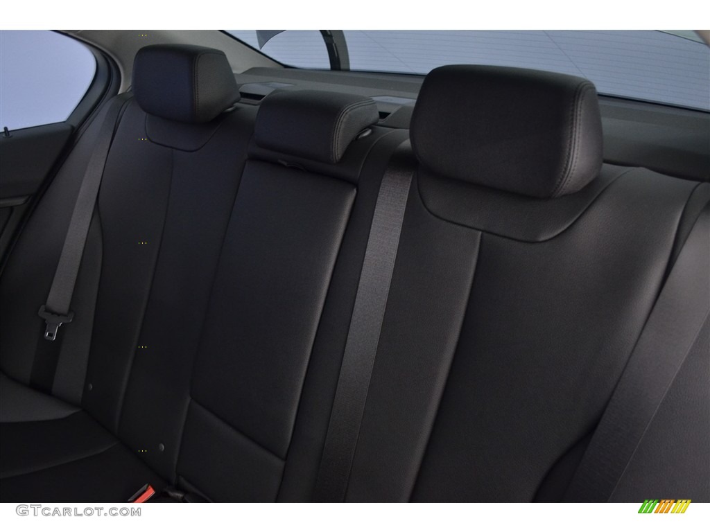 2017 3 Series 320i Sedan - Mineral Grey Metallic / Black photo #8