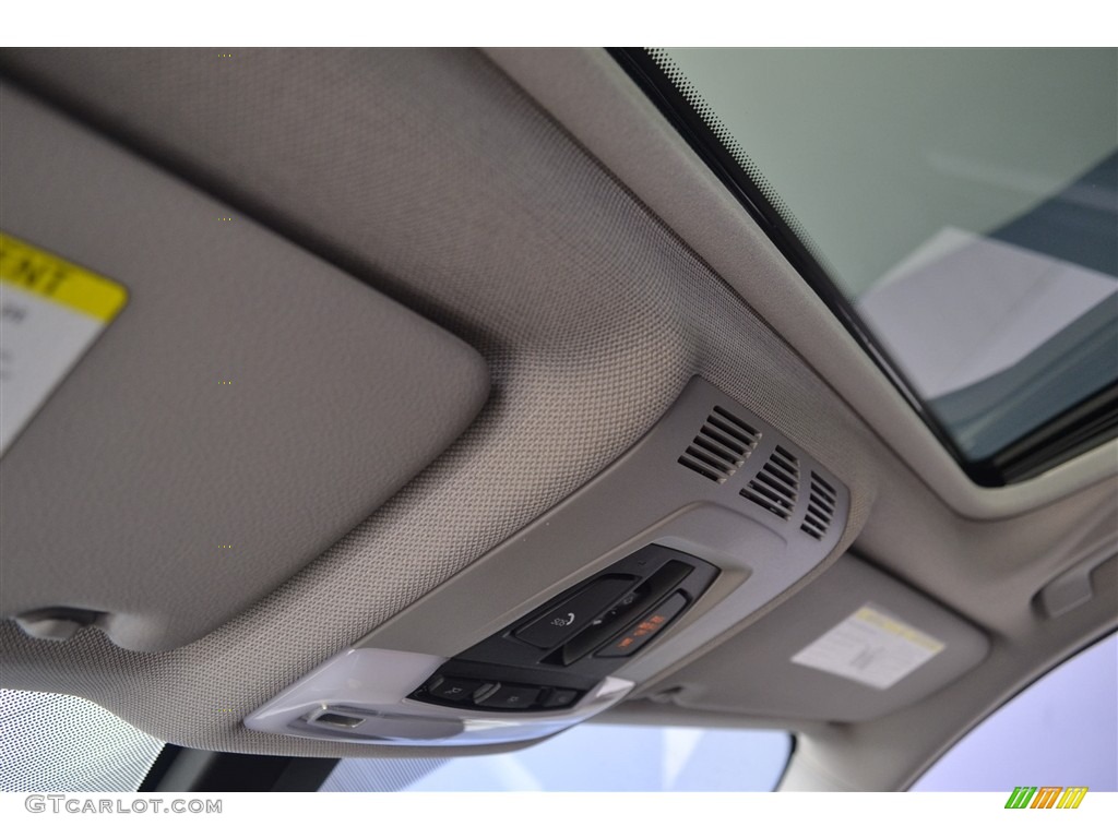 2017 3 Series 320i Sedan - Mineral Grey Metallic / Black photo #11