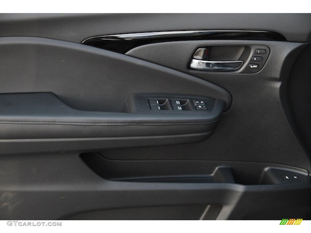2016 Pilot Touring - Crystal Black Pearl / Black photo #8