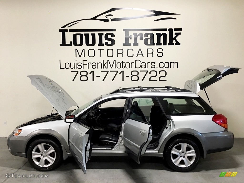 2005 Outback 2.5XT Limited Wagon - Brilliant Silver Metallic / Off Black photo #42