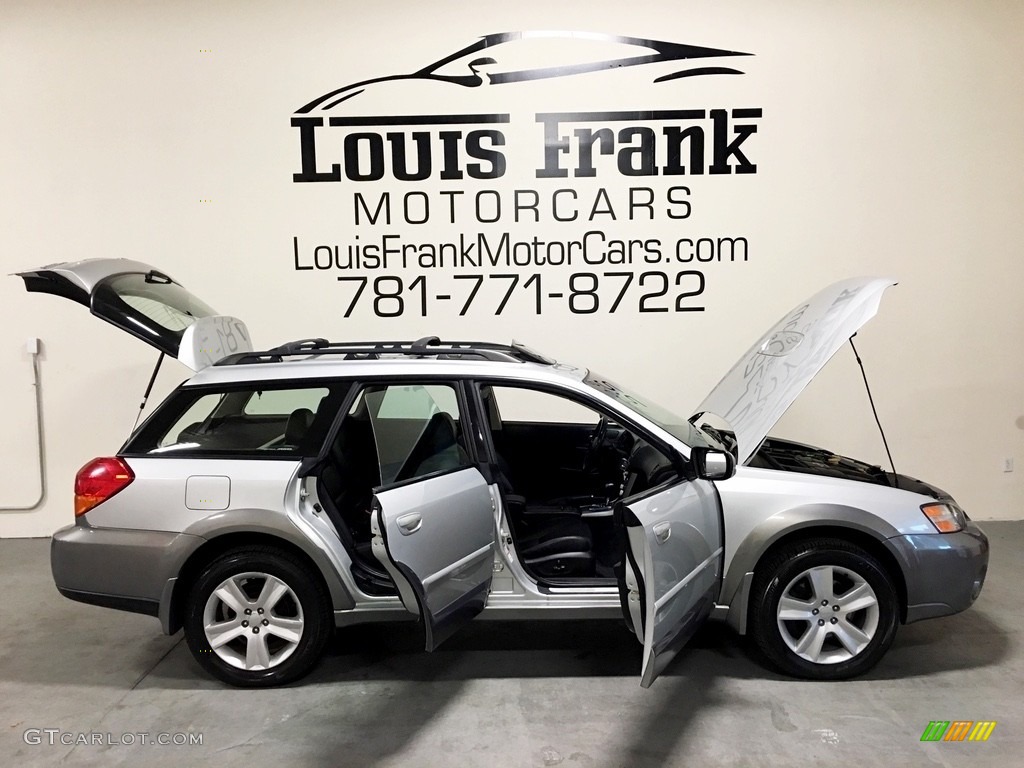 2005 Outback 2.5XT Limited Wagon - Brilliant Silver Metallic / Off Black photo #43