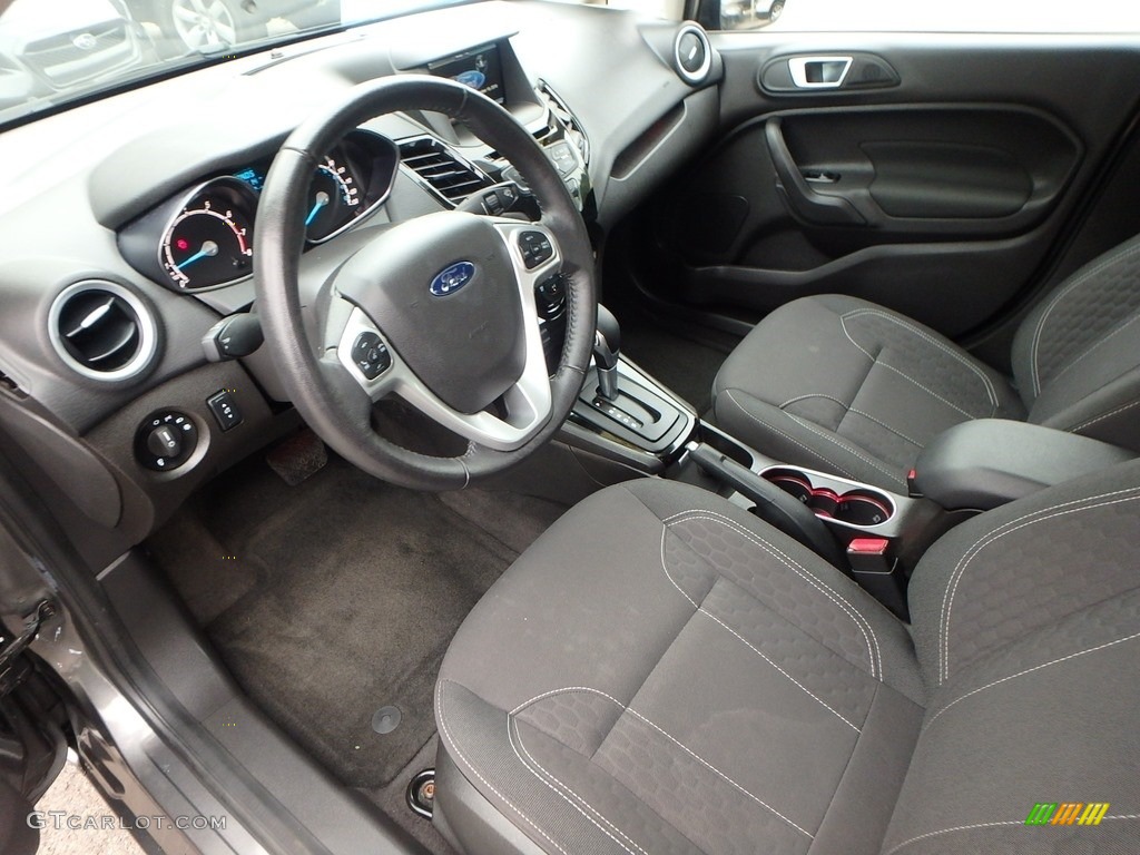 2015 Fiesta SE Sedan - Magnetic Metallic / Charcoal Black photo #20