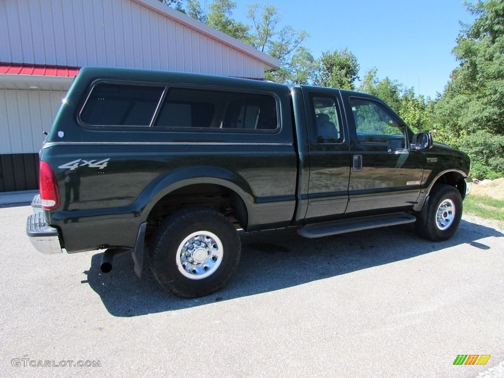 2003 F250 Super Duty XLT SuperCab 4x4 - Dark Highland Green Metallic / Medium Flint Grey photo #6