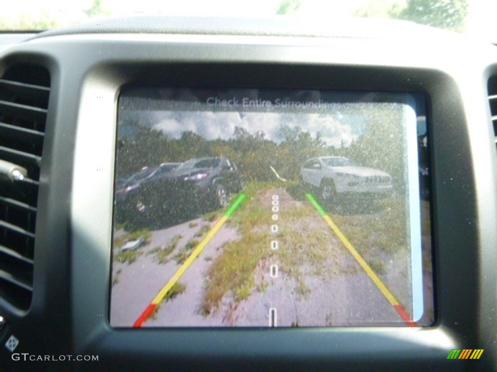2017 Cherokee 75th Anniversary Edition 4x4 - Bright White / Black photo #19