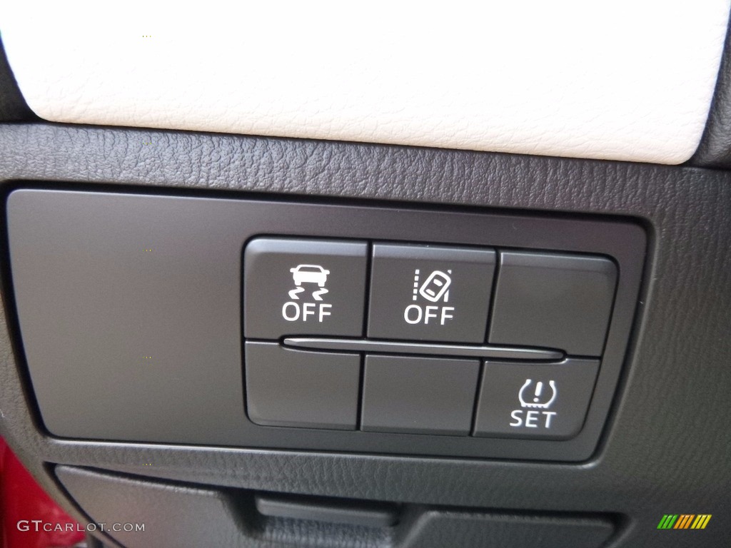 2017 Mazda Mazda6 Grand Touring Controls Photo #115830021