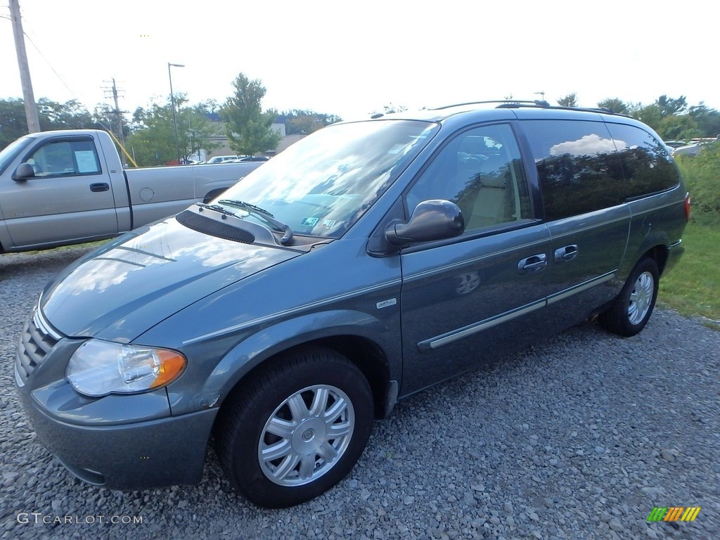 2007 Town & Country Touring - Marine Blue Pearl / Dark Khaki/Light Graystone photo #1