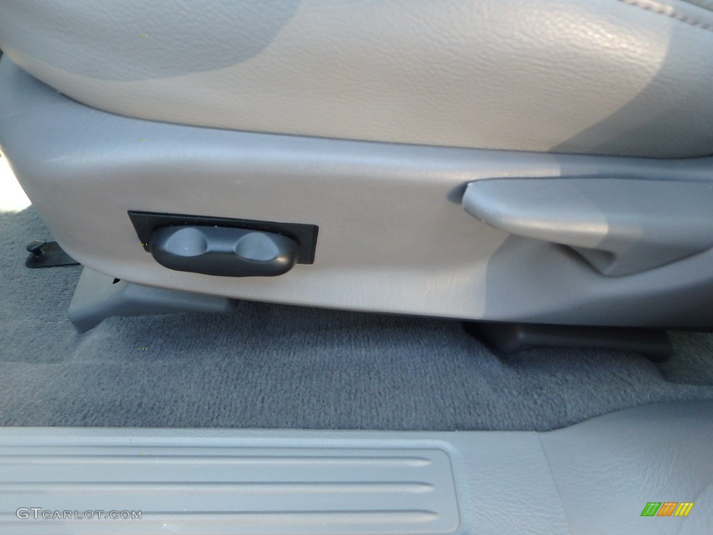 2005 Sable LS Sedan - Arizona Beige Metallic / Medium Parchment photo #11