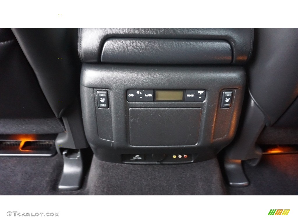 2012 QX 56 4WD - Liquid Platinum / Graphite photo #18