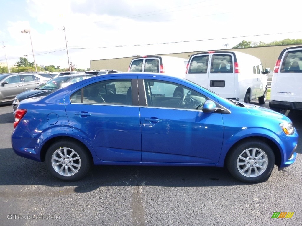 2017 Sonic LT Sedan - Kinetic Blue Metallic / Jet Black/Dark Titanium photo #4