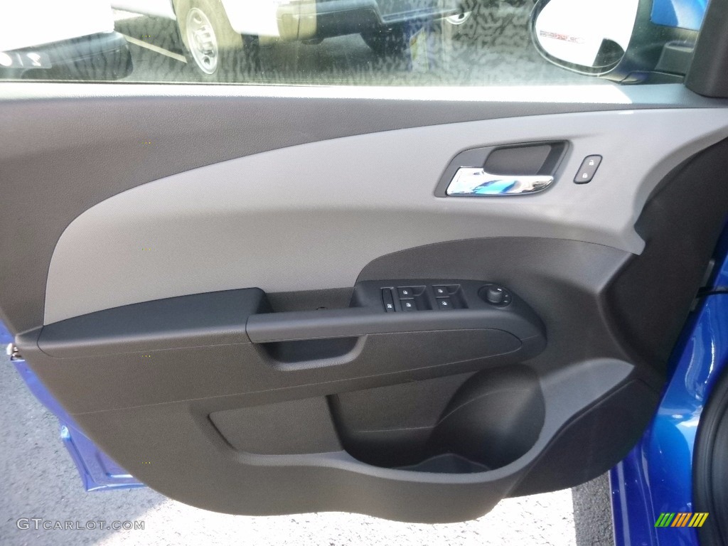 2017 Sonic LT Sedan - Kinetic Blue Metallic / Jet Black/Dark Titanium photo #13