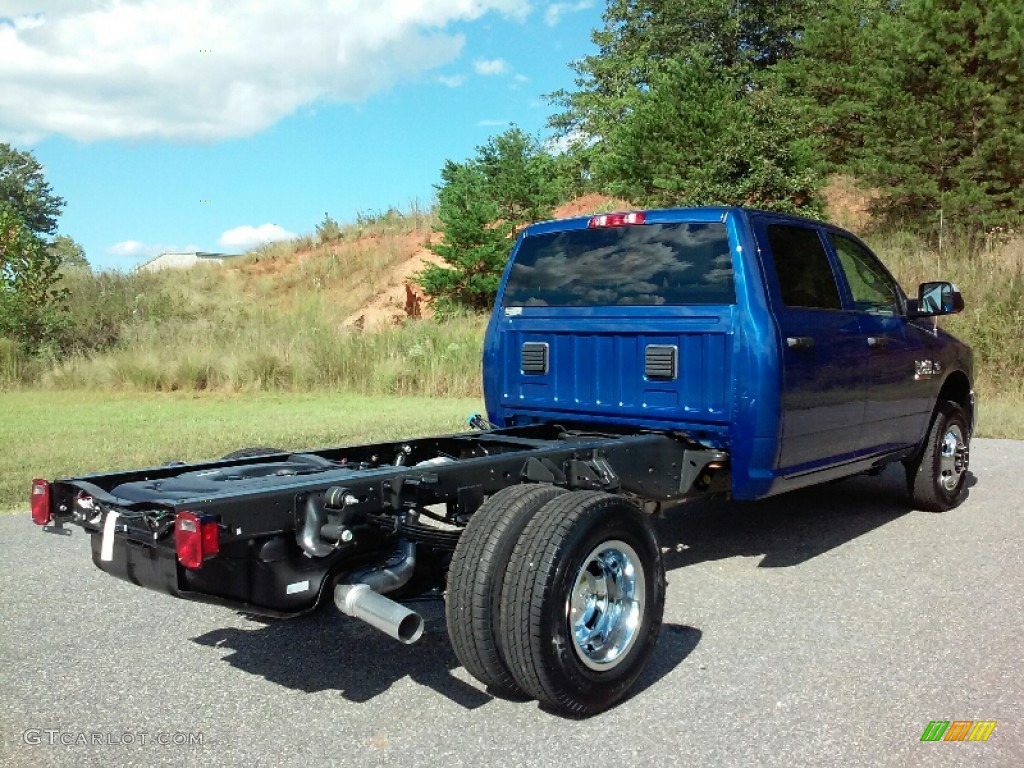 Blue Streak Pearl 2017 Ram 3500 Tradesman Crew Cab 4x4 Chassis Exterior Photo #115836828