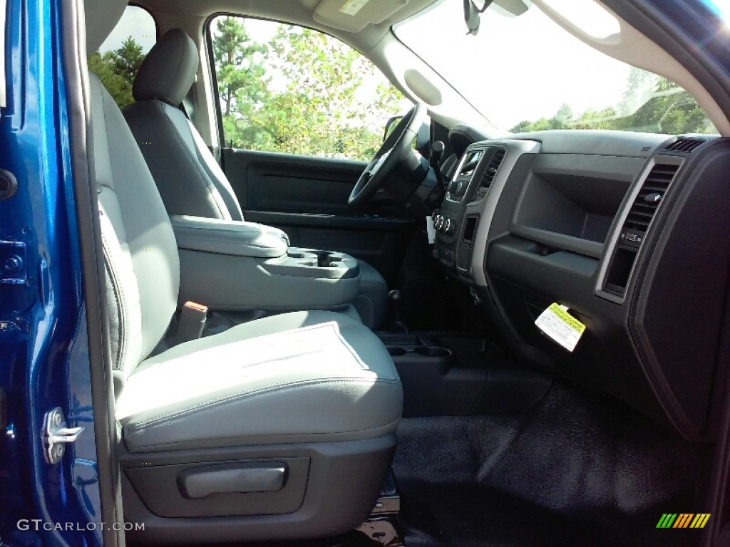Black/Diesel Gray Interior 2017 Ram 3500 Tradesman Crew Cab 4x4 Chassis Photo #115836885