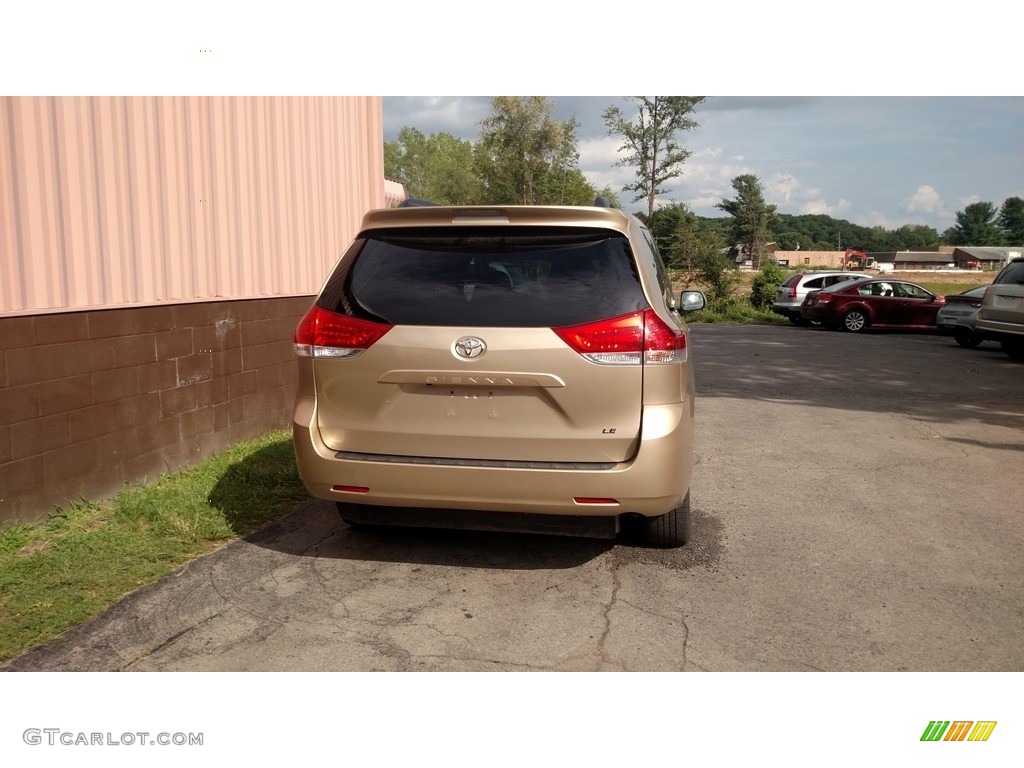 2012 Sienna LE - Sandy Beach Metallic / Bisque photo #2