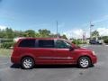 Deep Cherry Red Crystal Pearl - Town & Country Touring Photo No. 12