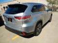 Silver Sky Metallic - Highlander XLE Photo No. 2