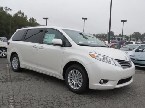 2017 Toyota Sienna XLE Data, Info and Specs