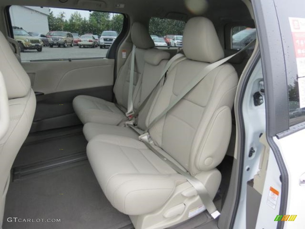 2017 Toyota Sienna XLE Rear Seat Photo #115842598