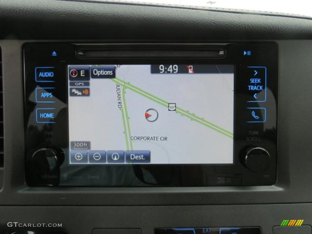 2017 Toyota Sienna XLE Navigation Photo #115842877