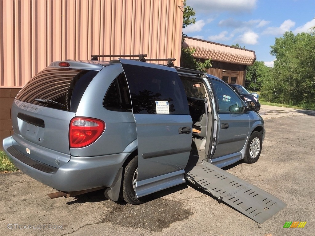 Butane Blue Pearl Dodge Grand Caravan