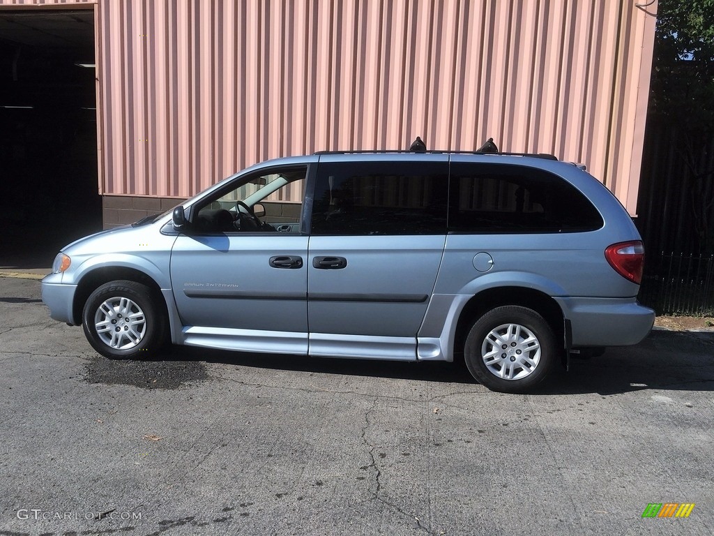 2005 Grand Caravan SE - Butane Blue Pearl / Medium Slate Gray photo #5