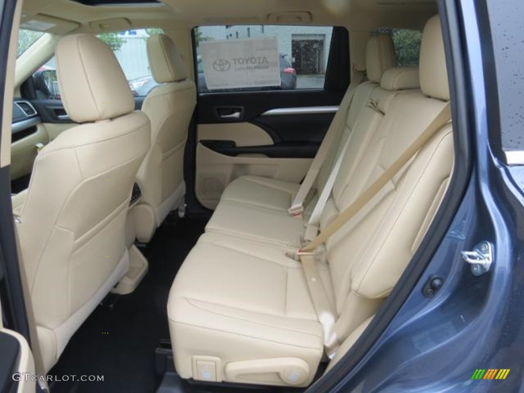 Almond Interior 2016 Toyota Highlander XLE Photo #115844104