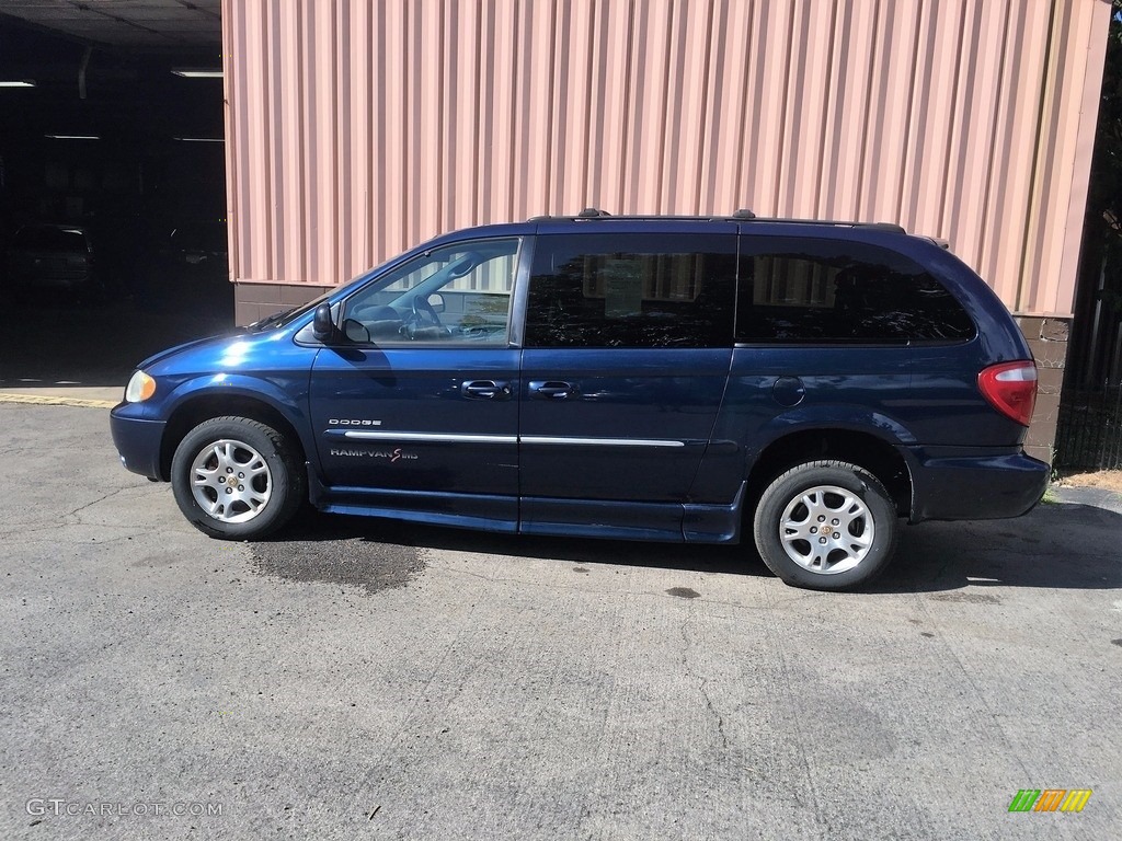 2001 Grand Caravan ES - Patriot Blue Pearlcoat / Navy Blue photo #10