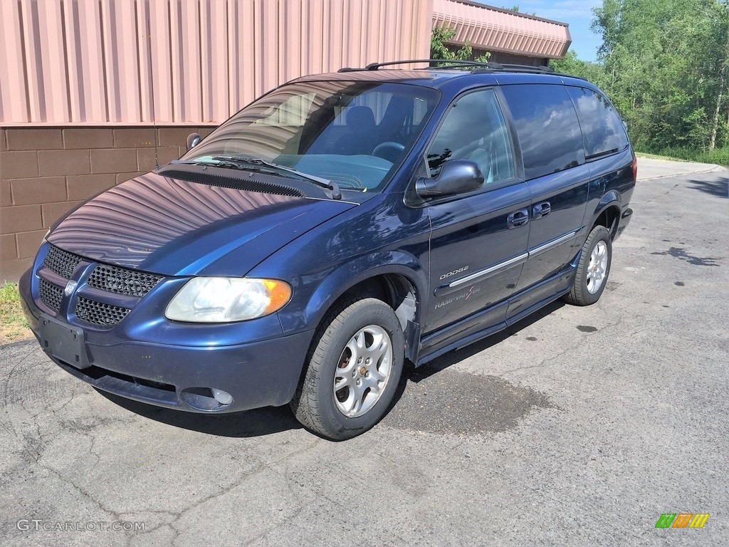 2001 Grand Caravan ES - Patriot Blue Pearlcoat / Navy Blue photo #11
