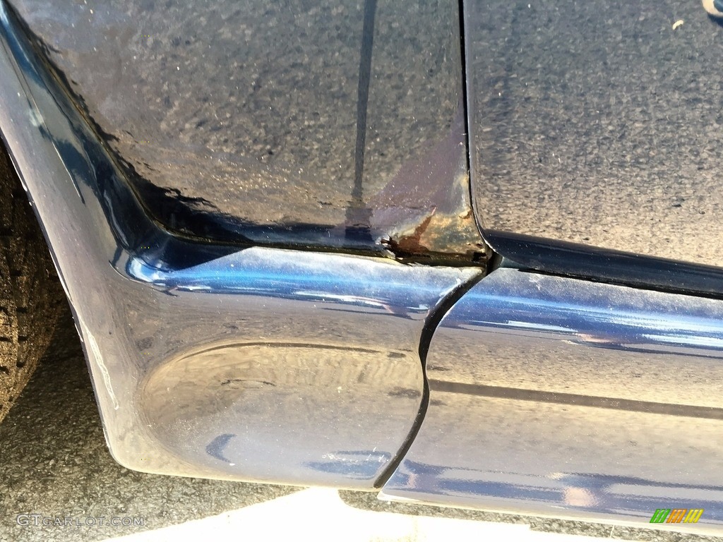 2001 Grand Caravan ES - Patriot Blue Pearlcoat / Navy Blue photo #23