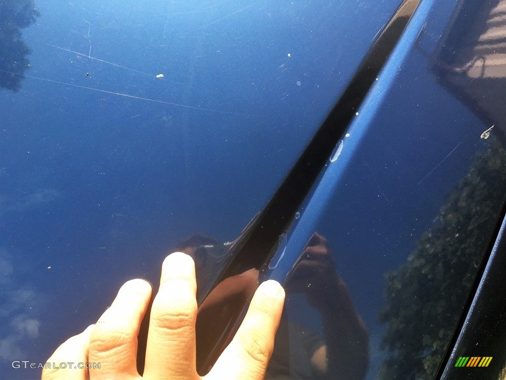 2001 Grand Caravan ES - Patriot Blue Pearlcoat / Navy Blue photo #24