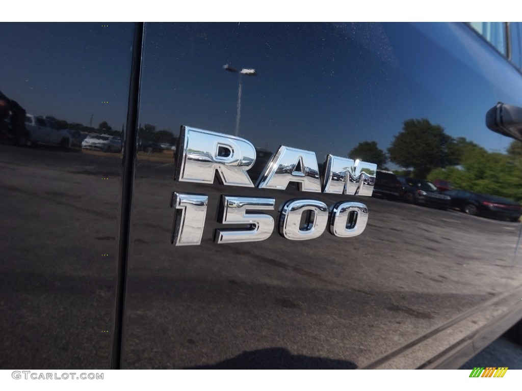 2017 1500 Express Crew Cab - Brilliant Black Crystal Pearl / Black/Diesel Gray photo #6