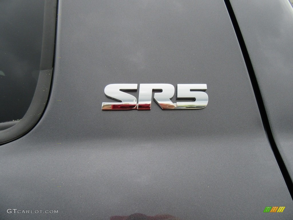 2017 Toyota Tundra SR5 TSS Off-Road CrewMax Marks and Logos Photo #115848004