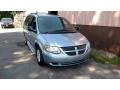 Butane Blue Pearl - Grand Caravan SE Photo No. 5