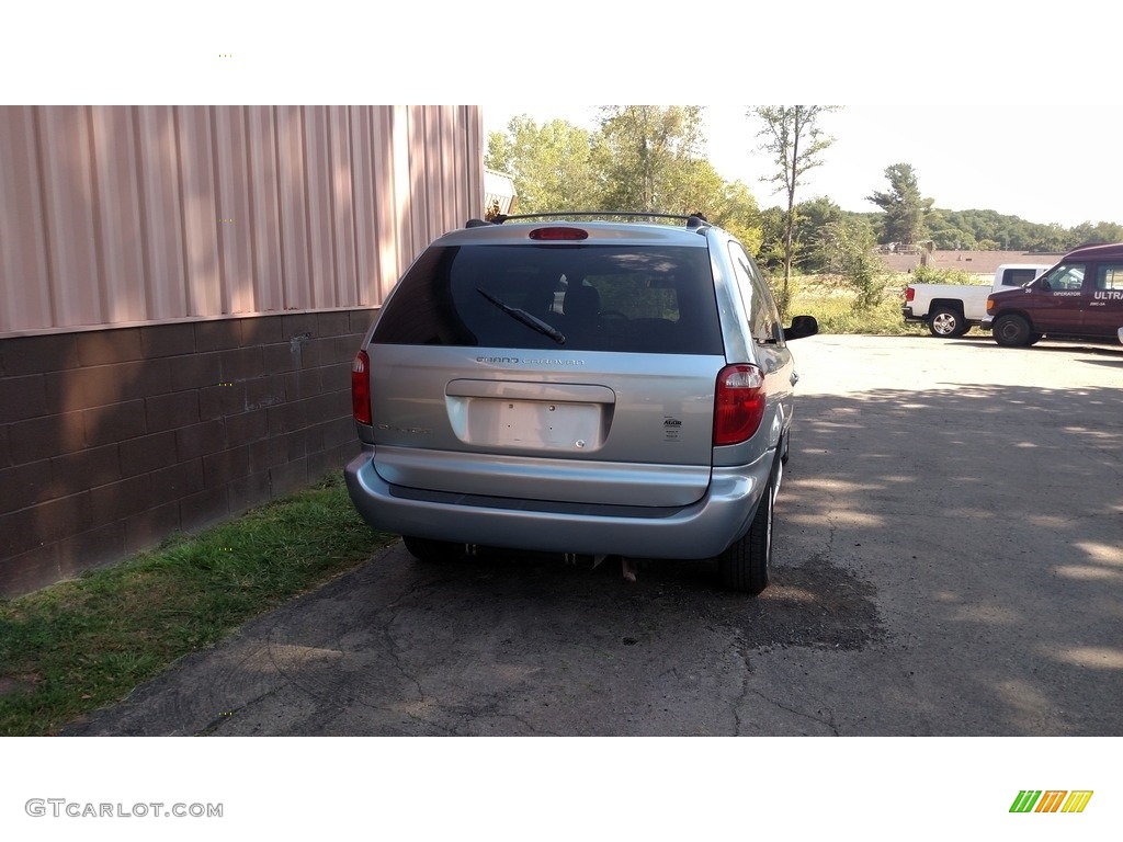 2005 Grand Caravan SE - Butane Blue Pearl / Medium Slate Gray photo #10