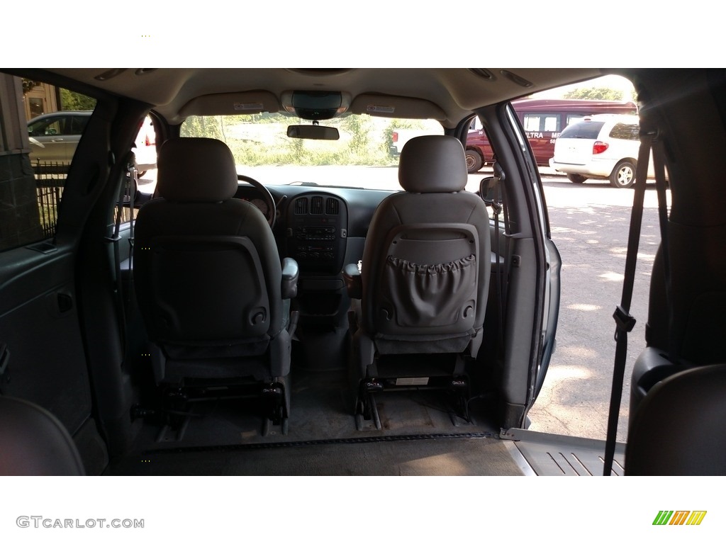 2005 Grand Caravan SE - Butane Blue Pearl / Medium Slate Gray photo #20