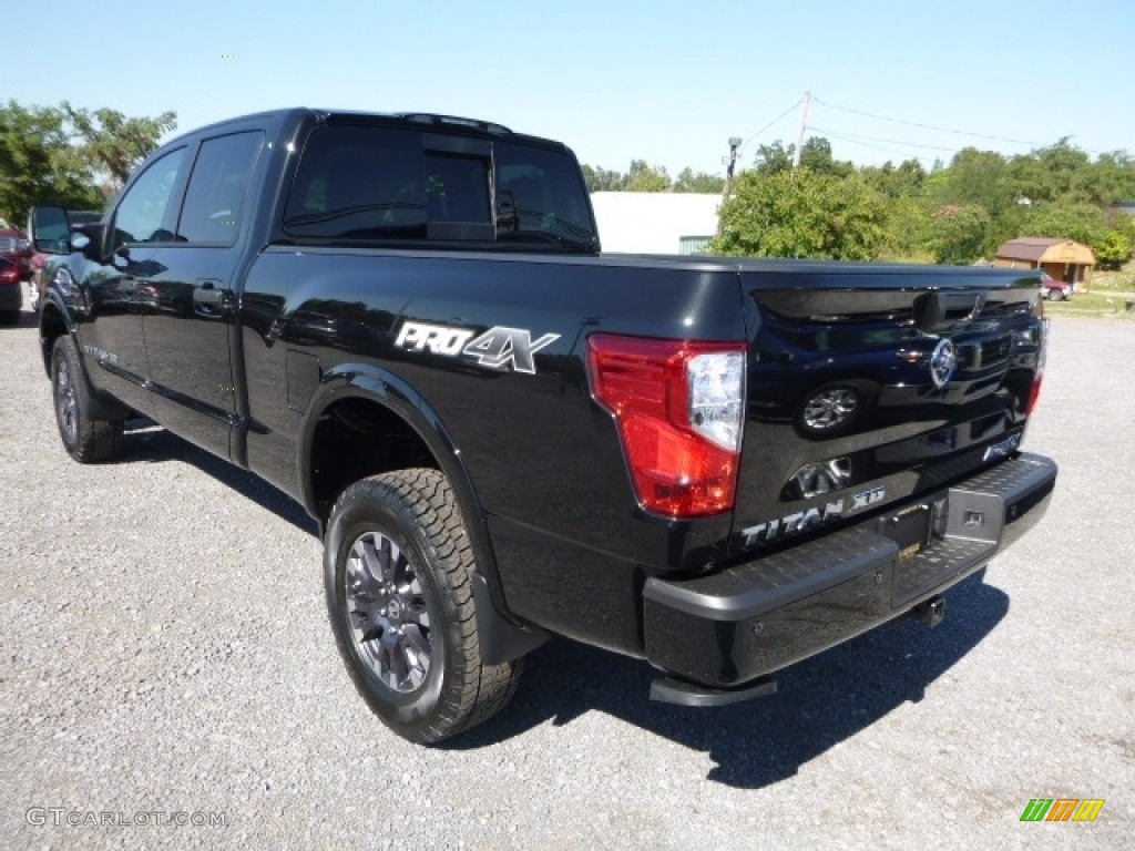 Magnetic Black 2017 Nissan TITAN XD PRO-4X Crew Cab 4x4 Exterior Photo #115849909
