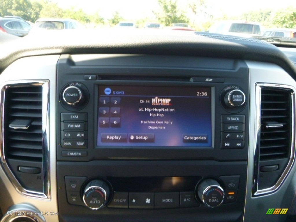 2017 Nissan TITAN XD PRO-4X Crew Cab 4x4 Controls Photo #115850140