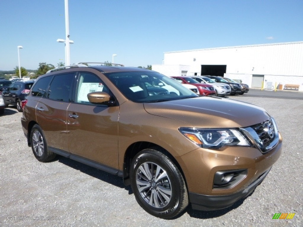 Sandstone 2017 Nissan Pathfinder SV 4x4 Exterior Photo #115850652