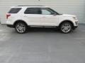 2017 White Platinum Ford Explorer XLT  photo #3