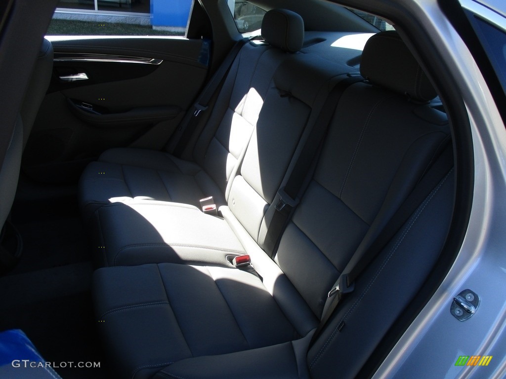 2017 Impala LT - Silver Ice Metallic / Jet Black/Dark Titanium photo #13