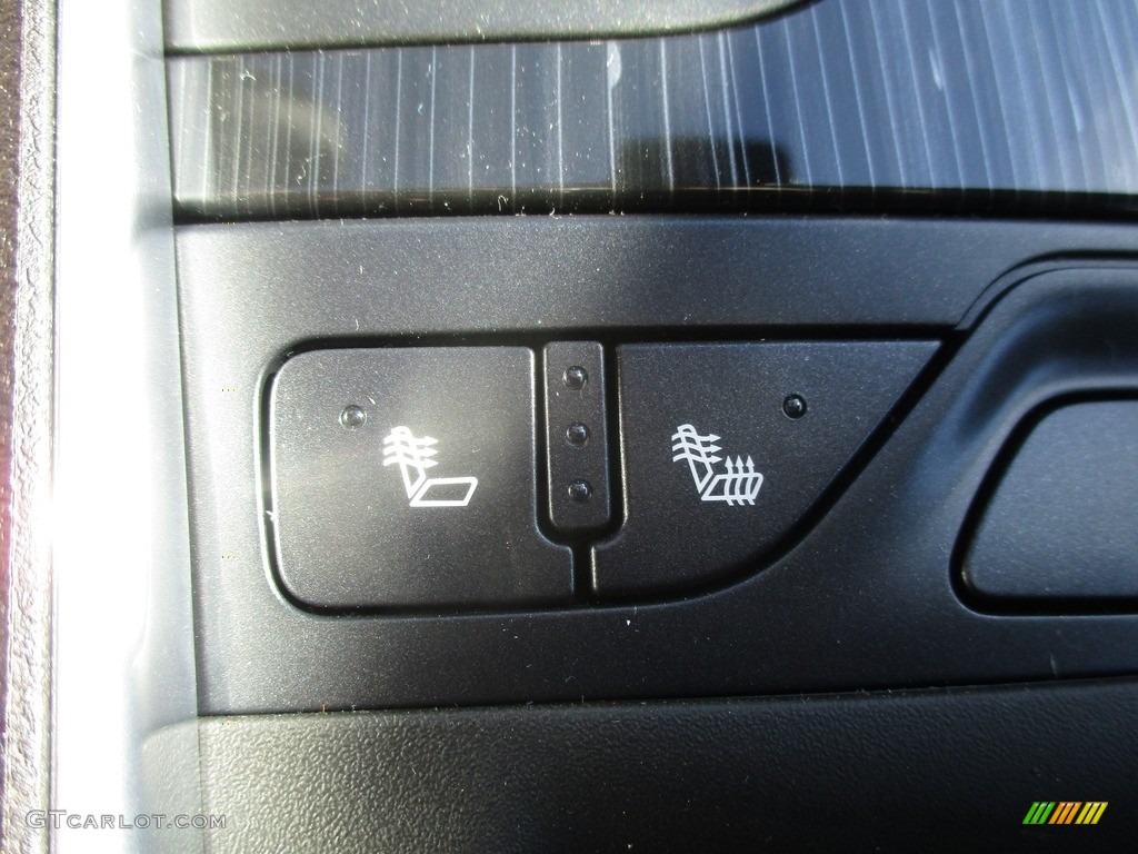 2017 Impala LT - Silver Ice Metallic / Jet Black/Dark Titanium photo #17